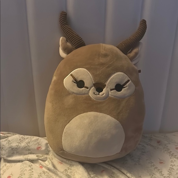 Brown Deer Plush Toy - Picture 1 of 3